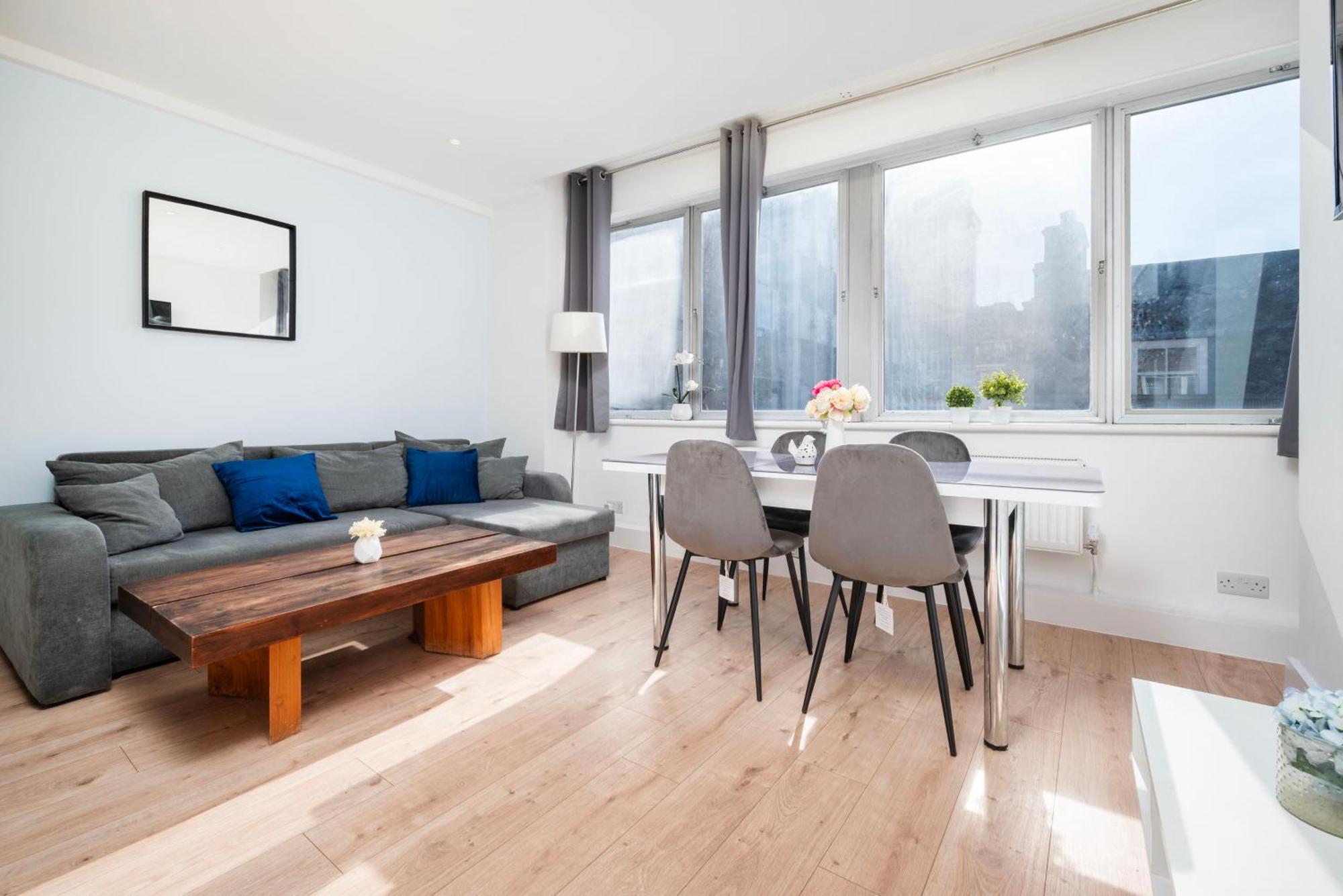 Berwick Street Central Apartments ลอนดอน ภายนอก รูปภาพ